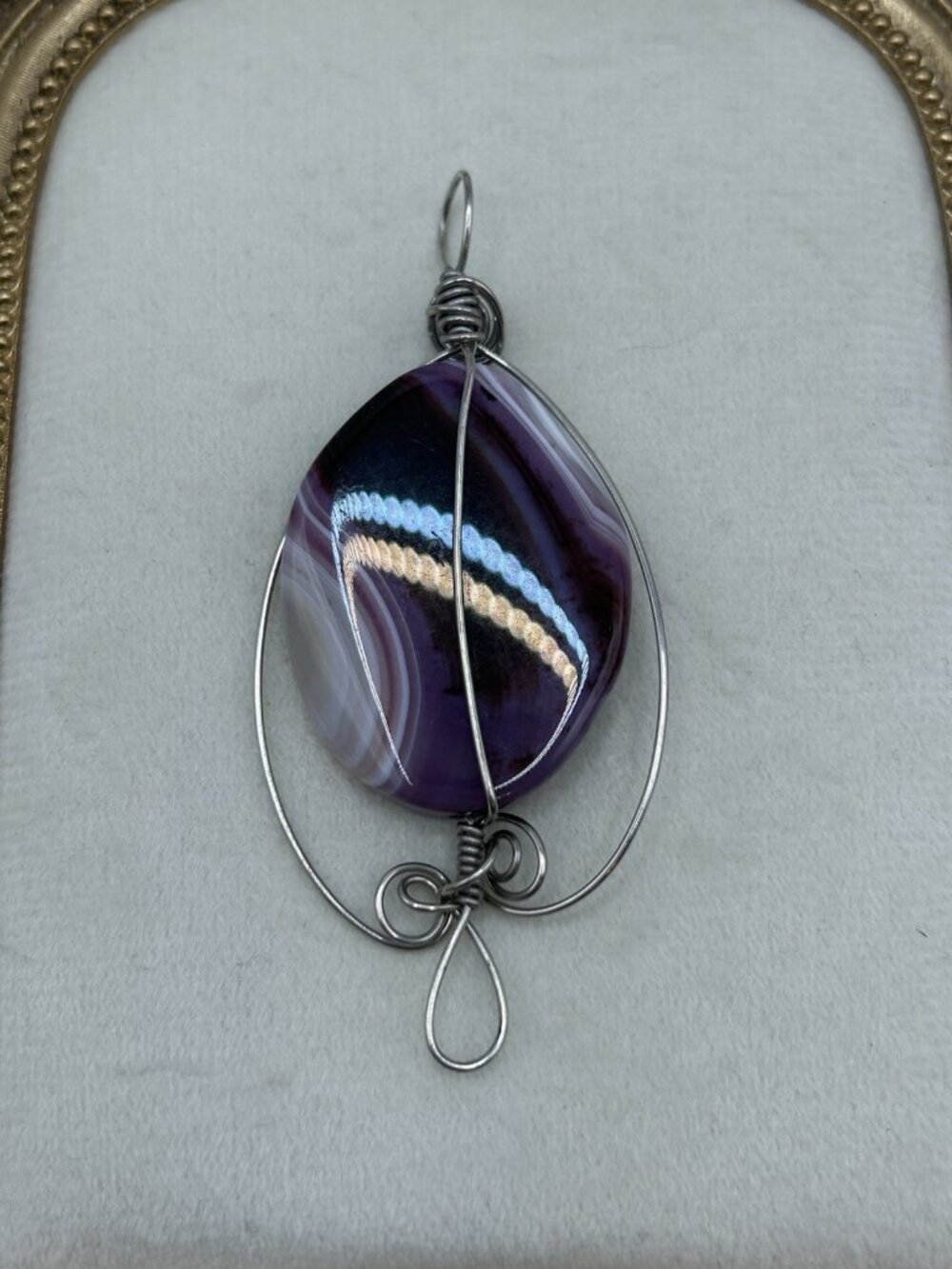 Purple Agate Pendant Handmade Wire Wrapped Teardrop Stone Jewelry Silver Tone - Picture 4 of 8